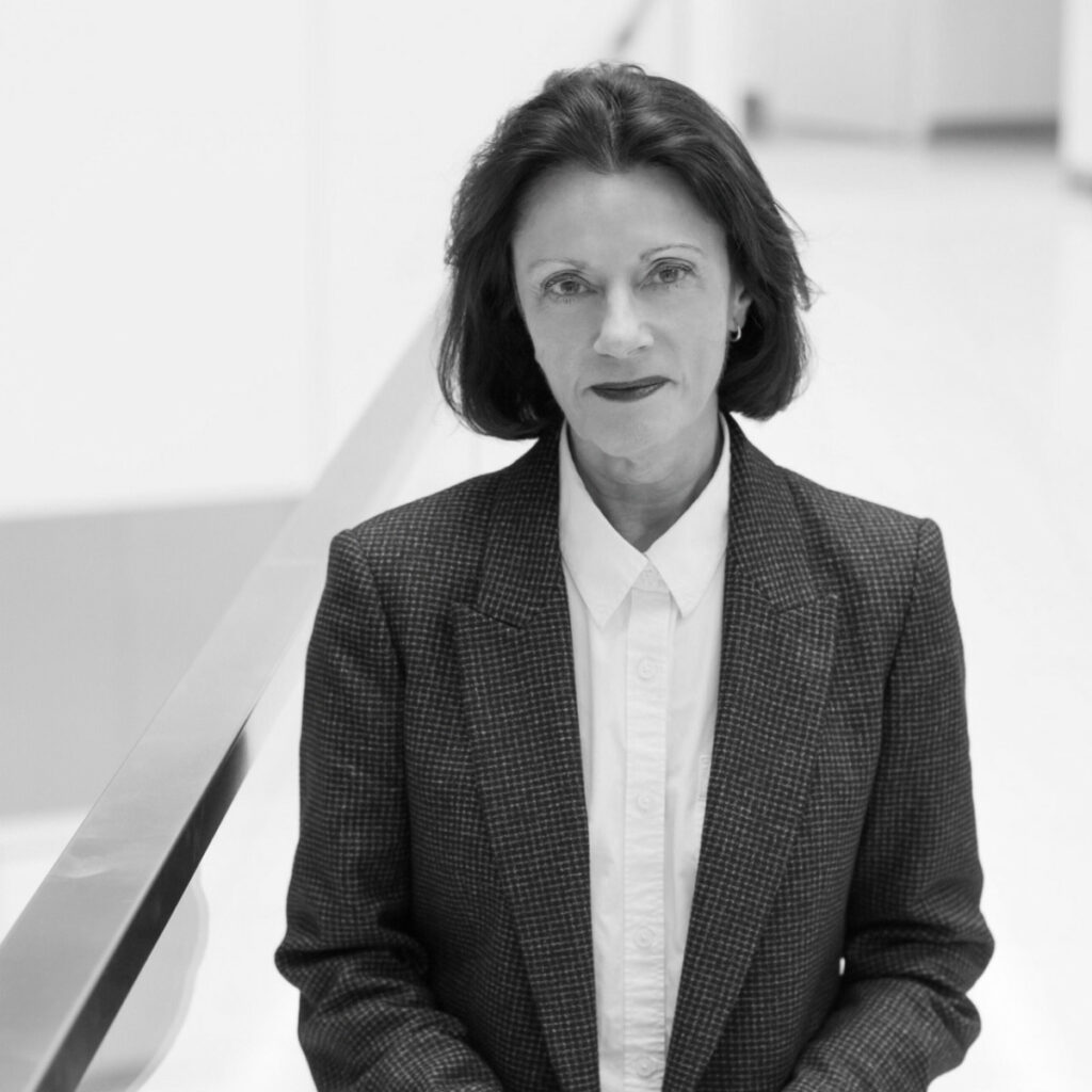Elizabeth Bowring defines the context for the explosion of Metaverse fashion.