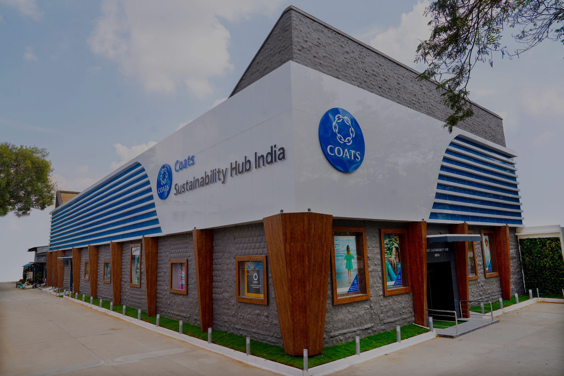 Coats Group PLC has won a total of five awards at the Just Style